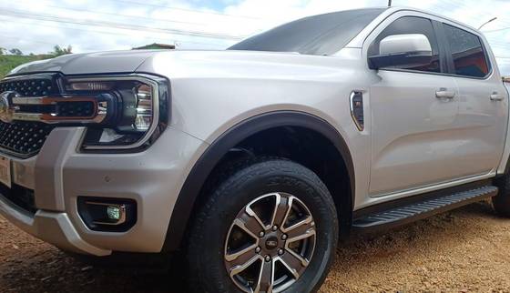 FORD RANGER 3.0 V6 TURBO DIESEL CD XLT 4X4 AUTOMÁTICO